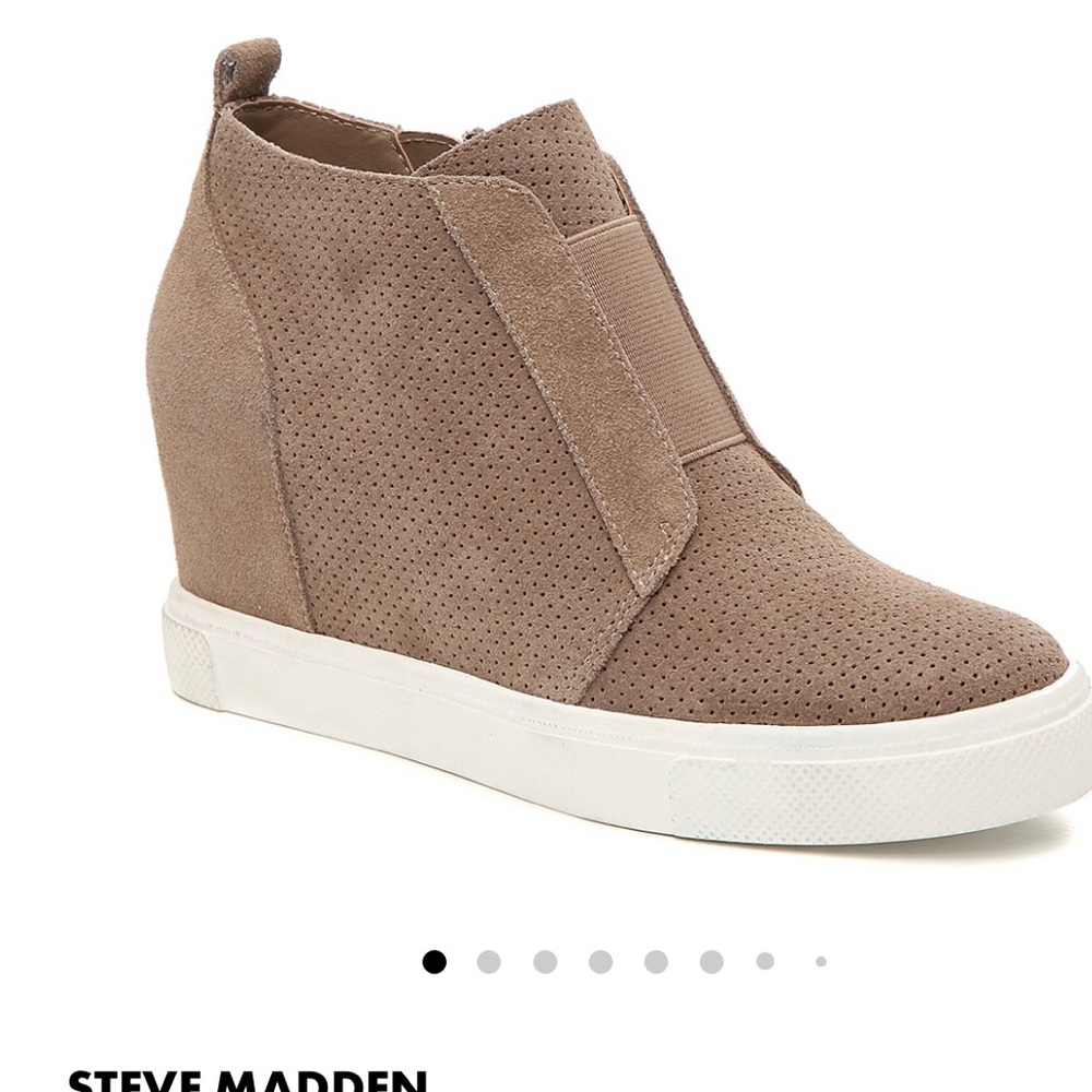 Steve Madden Wavery wedge sneakers